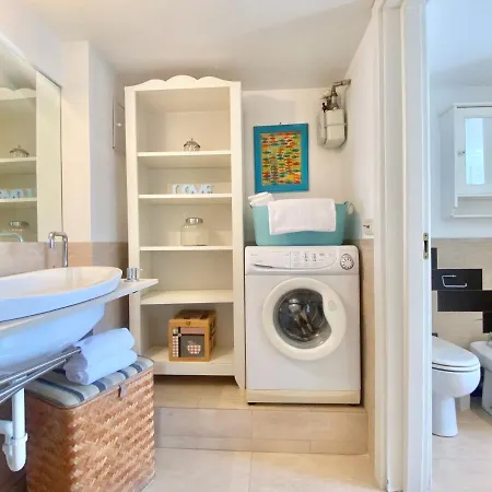 公寓 Casaviva - With Terrace And Parking In