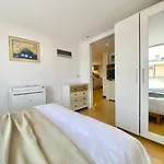 Casaviva - With Terrace And Parking In Apartamento Rapallo