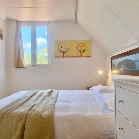 Casaviva - With Terrace And Parking In Apartment Rapallo